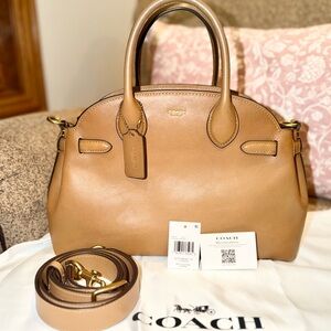 COACH Soft Empire 28 in Honey